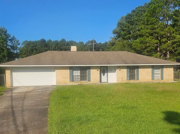 105 Amelia Dr, Leesville, LA 71446