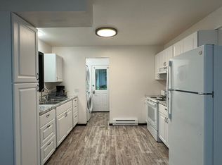 8178 Threadneedle St #B, Juneau, AK 99801