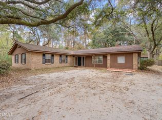 68 Cherokee Farms Rd, Beaufort, SC 29906