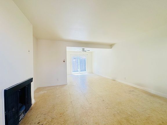 5th image of 215 Venice Ave #3