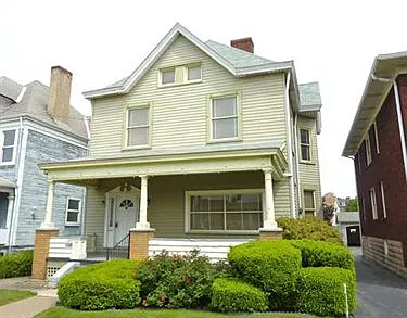 28 Florence Ave photo 1