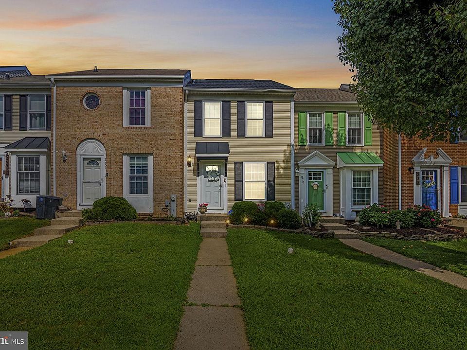 1st image of 273 Maple Wreath Ct