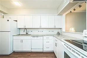 3091 Colonial Way #F2 — Photo 4