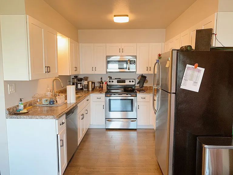 519 N Garden St — Photo 14