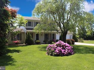 11 Emerald Cir, Carlisle, PA