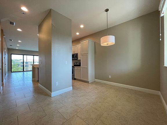 4th image of 15102 Palmer Lake Cir Unit 202