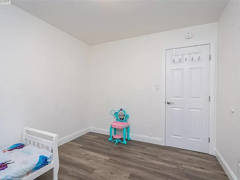 Bedroom 1: staged previously