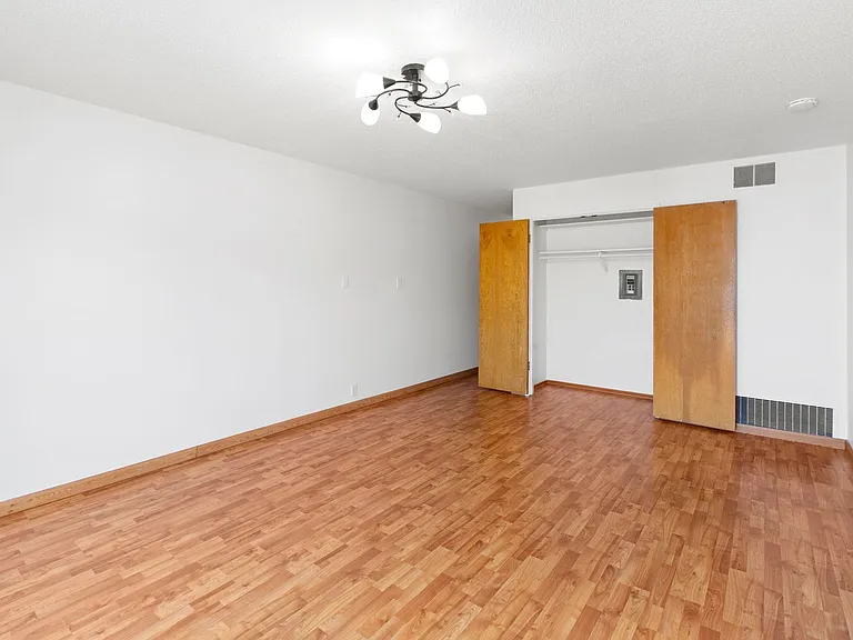 230 12th Ave #389R — Photo 5