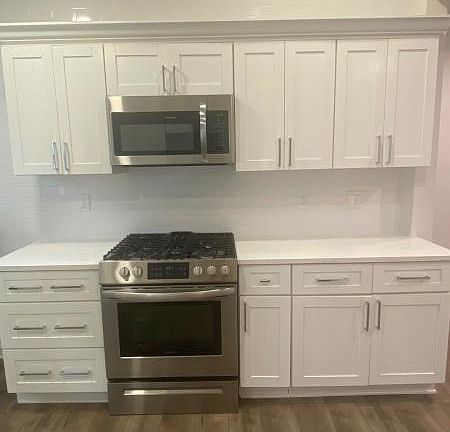 3rd image of 49 Lawrence Ave #2