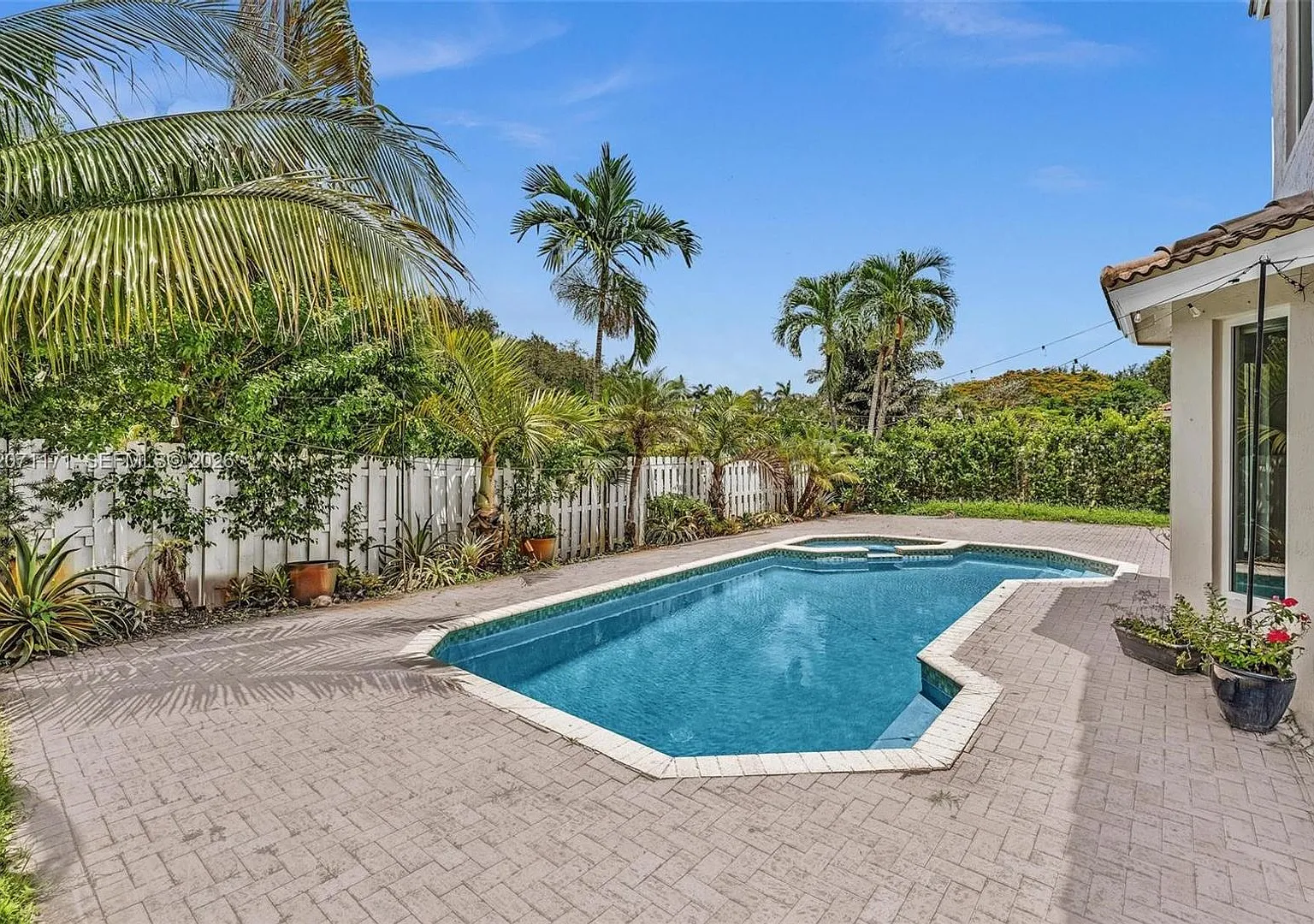 3433 SW 52nd Court 3433, Hollywood, FL 33023 - 5415 — Photo 1