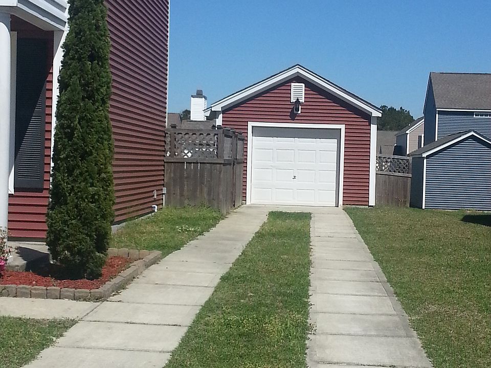 2nd image of 104 Worthington Dr