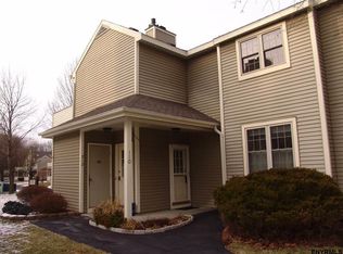 110 Monmouth Way, Halfmoon, NY 12065