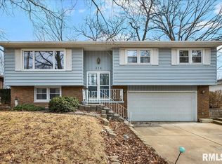 316 Rainbow Dr, Creve Coeur, IL 61610