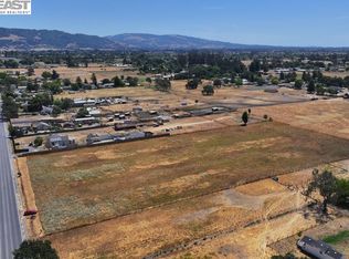 1178 Ludwig Ave, Santa Rosa, CA 95407