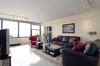 3rd image of 3440 N Lake Shore Dr APT 8G