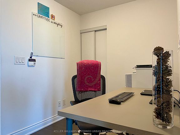 5th image of 325 S Park Rd #316