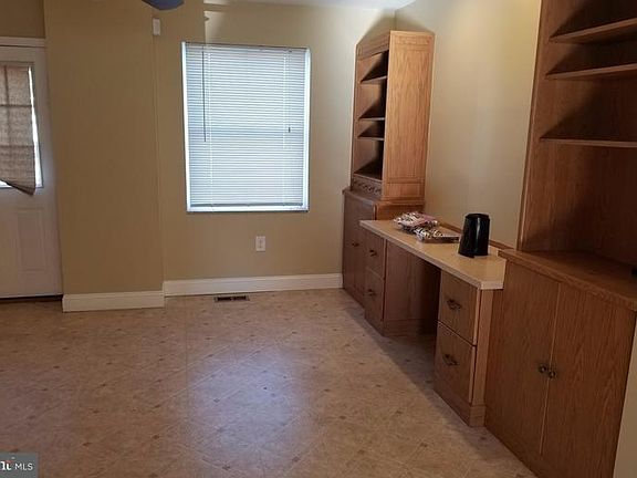 4th image of 6840 Duluth Ave