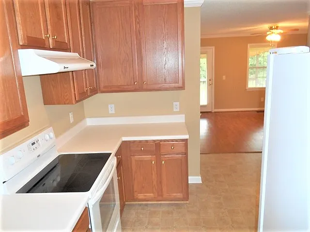 200 Rachels Way — Photo 3