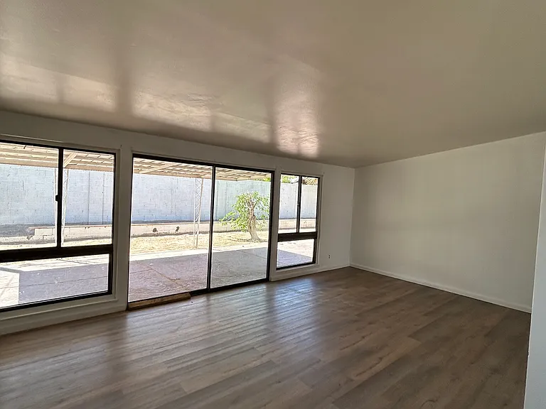 625 N 21st St — Photo 3