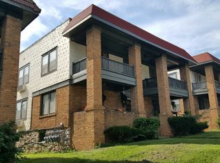 4406 Holly St, Kansas City, MO 64111