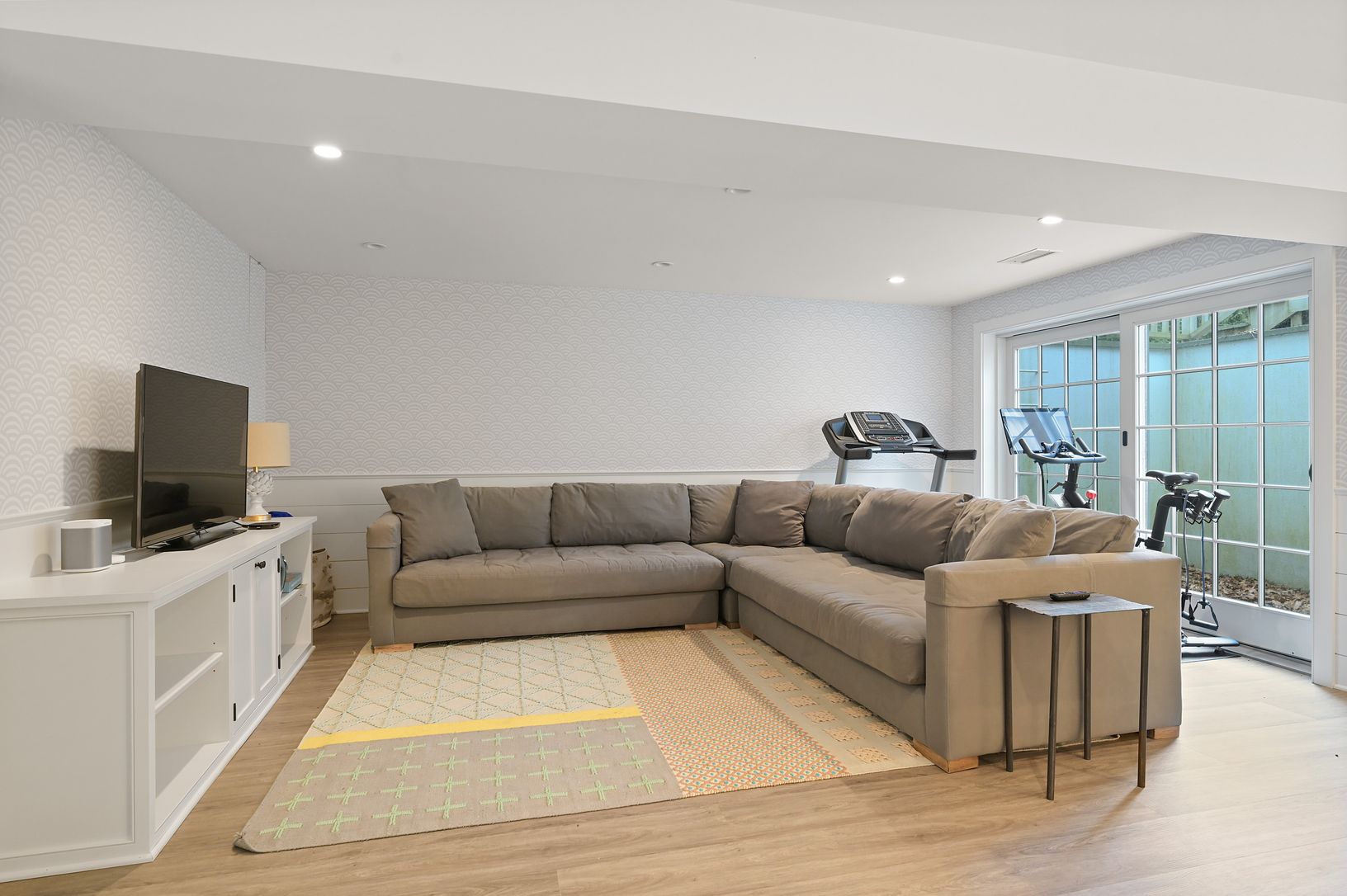  Lower level media area