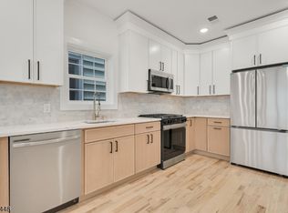 196 Taylor St, Orange, NJ 07050