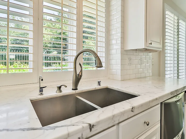 23287 Park Basilico — Photo 19