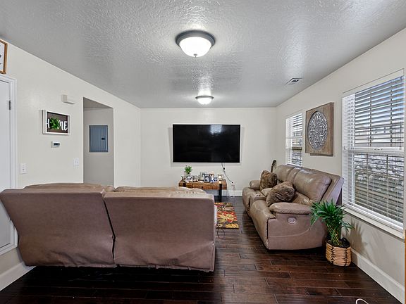 3rd image of 1771 W 950 S