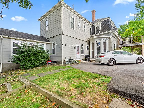 2nd image of 46 Summer St