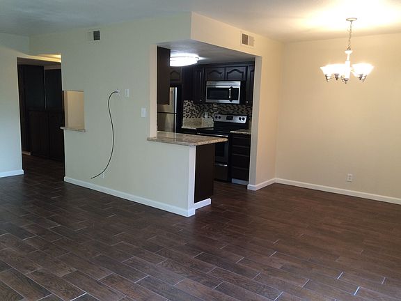 5th image of 2470 Larkspur Ln APT 359