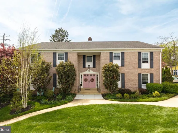 324 Marshall St #8, Kennett Square, PA 19348
