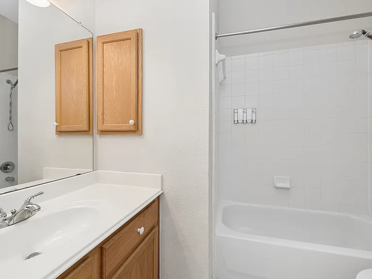 9733 Lovers Ln — Photo 28