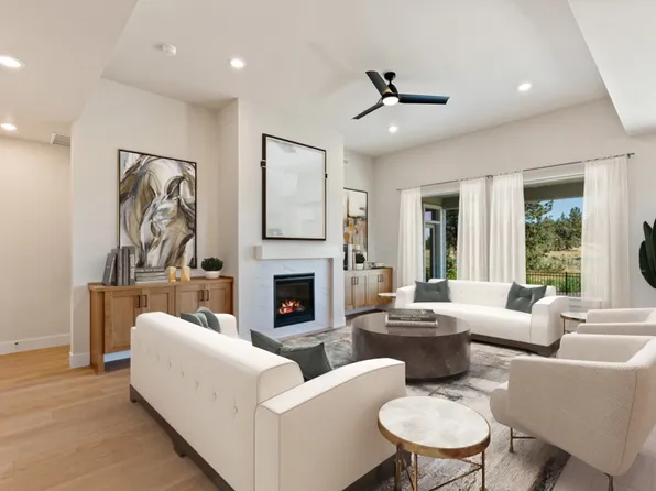 NE Brownstone Pl, Bend, OR 97701