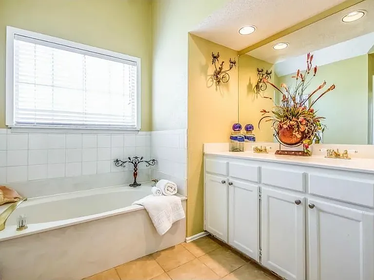 944 Golden Grove Dr — Photo 11