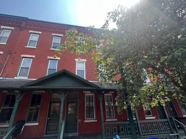 642A Berkley St #A, Camden, NJ 08103