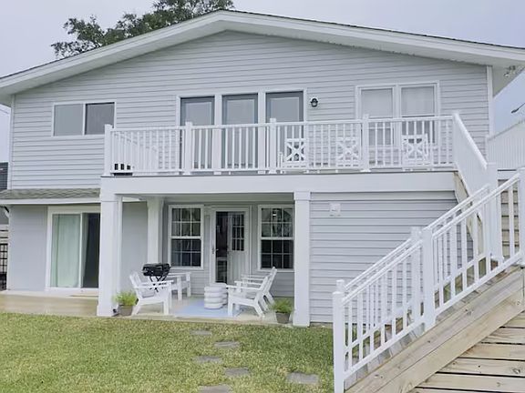 2nd image of 1117 Dogwood Dr N #A