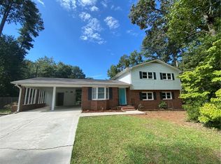 2160 Tropicana Dr, Suwanee, GA 30024