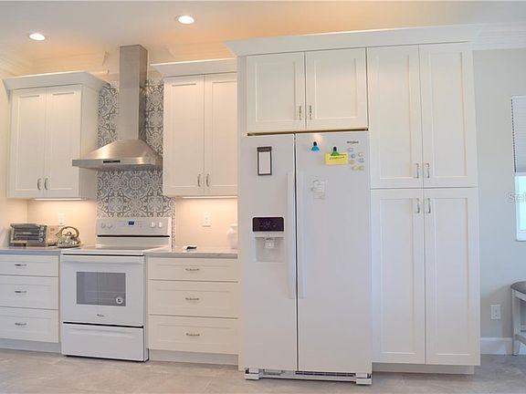 5th image of 320 Talquin Ct