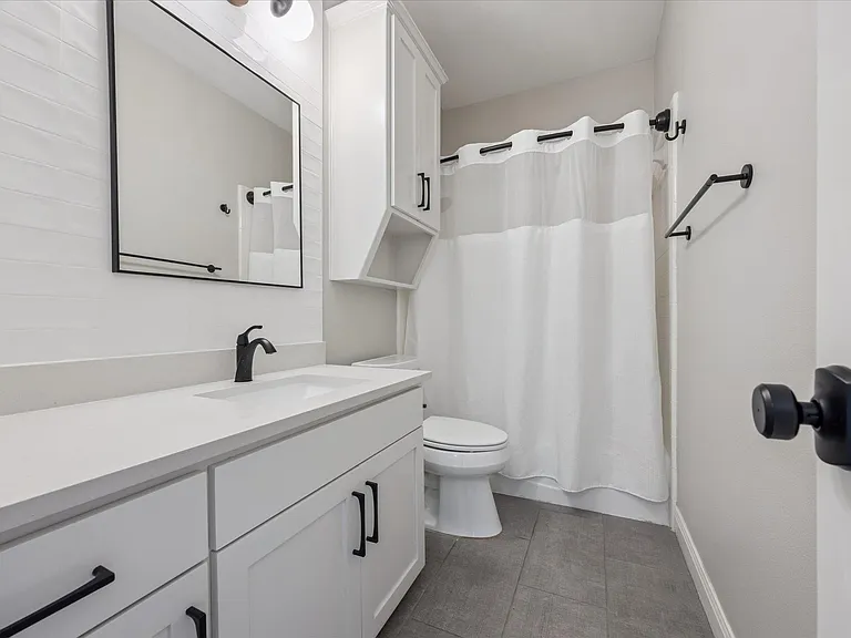 5908 Down Valley Ct — Photo 14
