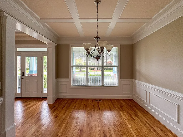 709 Kensington Park Rd — Photo 5