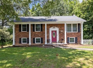 151 Sparrow Rd, Eden, NC 27288