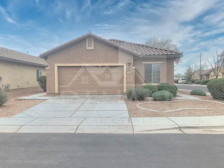 7347 W Millerton Way — Photo 1