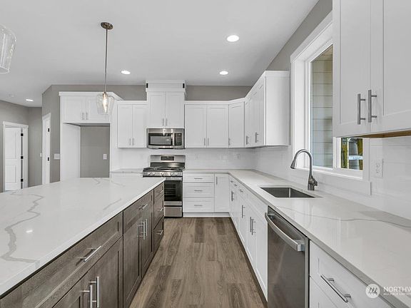 5th image of 906 Cody Street SE #87