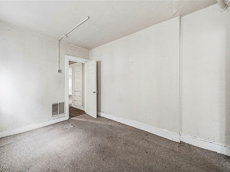 16th image of 10022 Adams Ave