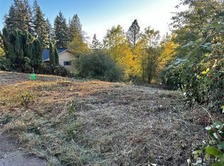 491 Apple Ln, Kelso, WA 98626