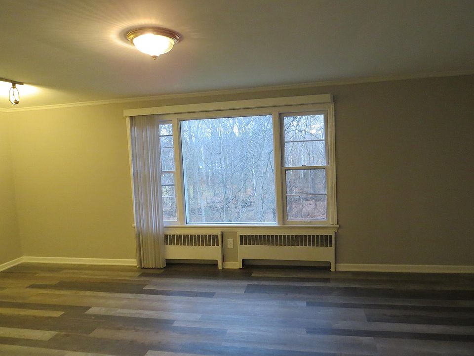 1st image of 5327 Old Oxford Ln