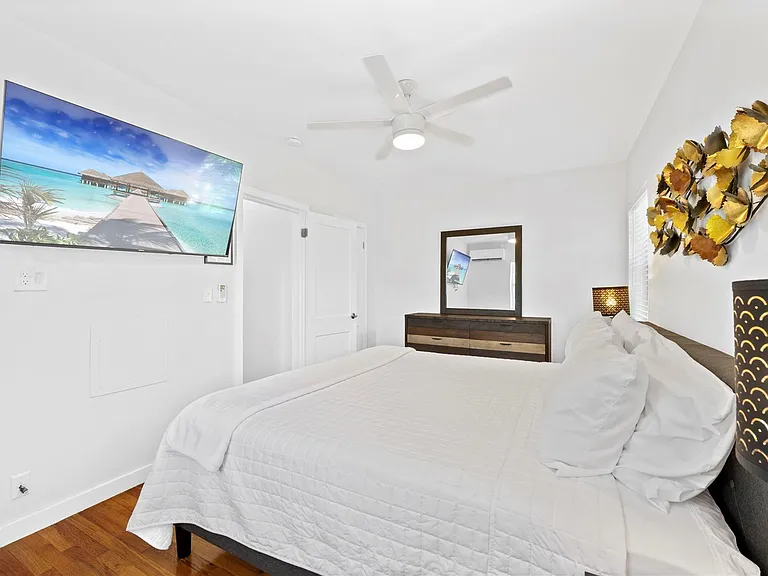 3015 Seville St #7 — Photo 18