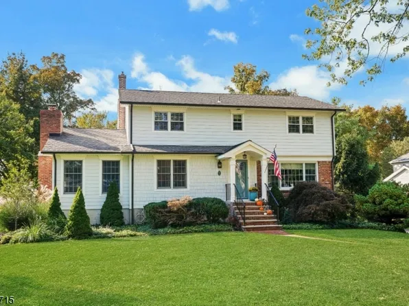 2 Mansfield Ct, Mendham Boro, NJ 07945