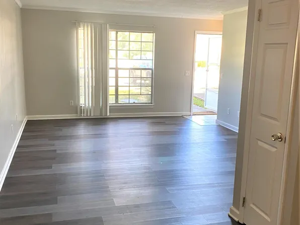 1825 Tall Pines Cir, Columbia, SC 29205