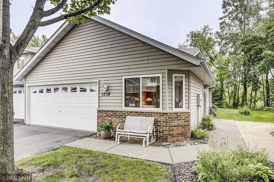 1st image of 1238 Island Dr